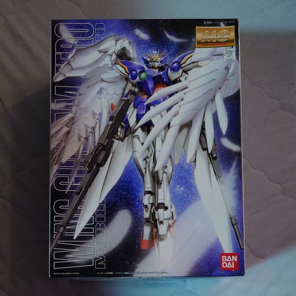 未組立プラモデル ウイングガンダムゼロカスタム(エンドレスワルツ版) (1/100スケール 新機動戦記ガンダムW)