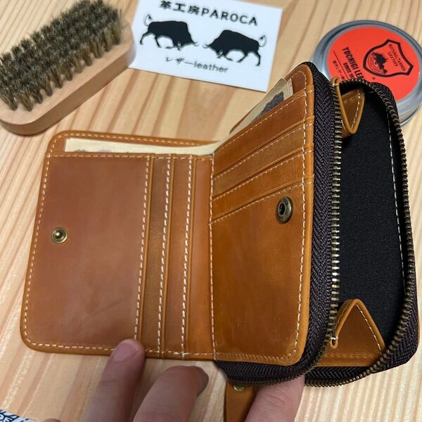 ブラウン イタリアンレザー「オイルドヌバック」牛ヌメ革 本革 コンパクト 小銭入れあり ミニ財布 手縫い仕上げ財布 ハンドメイド
