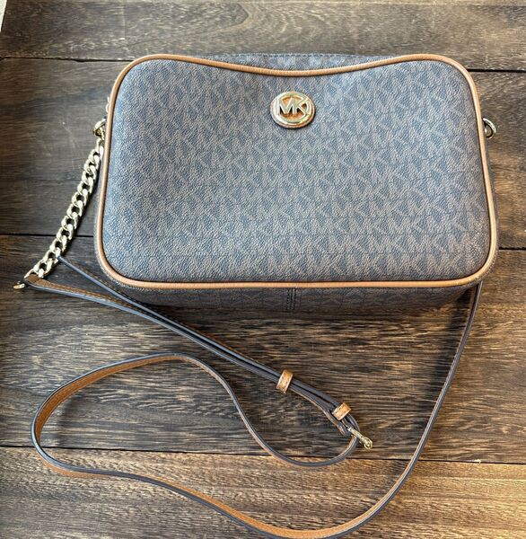 マイケルコース MICHAEL KORS ショルダーバッグ ショルダーポーチ モノグラム