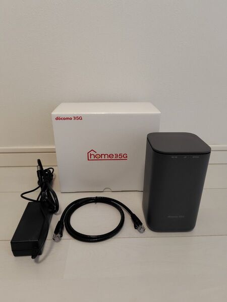 ドコモ home 5G HR01 ダークグレー