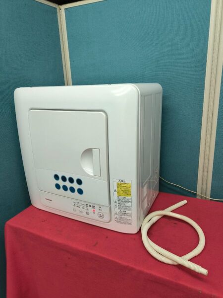2022年製 東芝 電気衣類乾燥機 ピュアホワイト ED-458-W 乾燥容量4.5kg