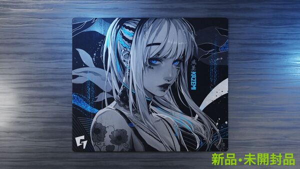 GLSSWRKS 世界限定カラー Kazemi ガラスマウスパッド