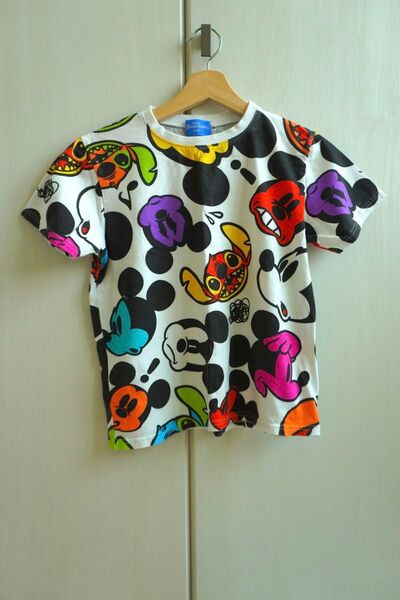 ディズニー 半袖Tシャツ Tシャツ 半袖 総柄プリント ディズニーリゾート 150センチ ミッキーマウス 男の子 女の子 S