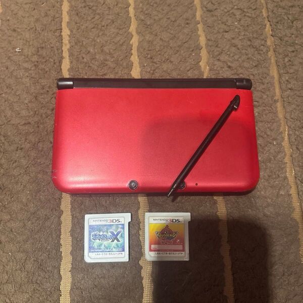 任天堂 3DS LL カセット2個と充電器セット 動作確認済み 値段交渉受け付けます