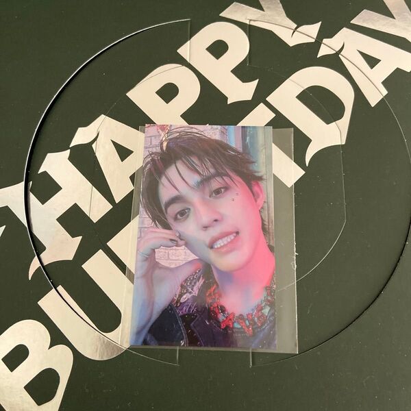 SEVENTEEN HAPPYBURSTDAY エスクプス ユニバ特典トレカ