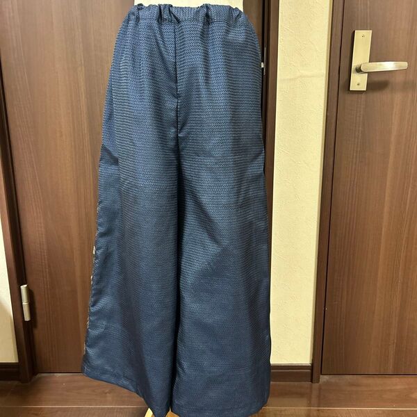 大島紬ワイドパンツ 新品反物から作りました ウエスト総ゴム 丈80 軽くて涼しい絹のパンツ