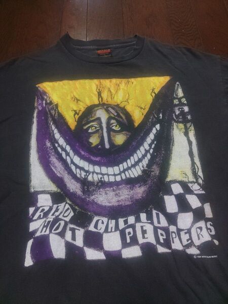 レッド・ホット・チリ・ペッパーズ レッチリ Tシャツ XL シングルステッチ 古着 バンドTシャツ