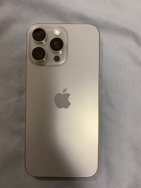 iPhone15promax 256GB SIMフリー ナチュラルチタニウム 中古 元デモ機 画面傷あり 純正バッテリー100%