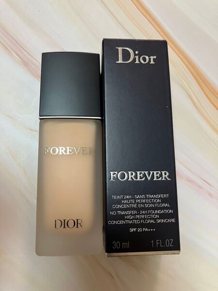 DIOR フォーエヴァーフルイドマット 1Nリキッドファンデーション 30ml