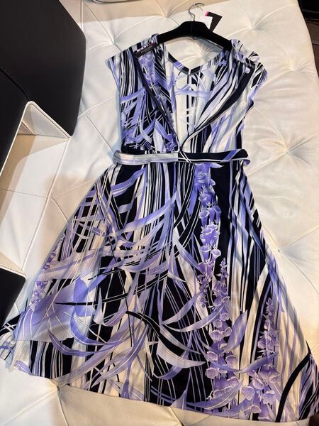 レオナール LEONARD FASHION 花柄ワンピース