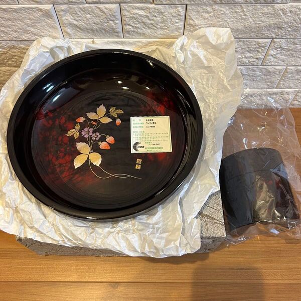 別甲塗 菓子鉢 茶筒 菓子鉢、茶筒揃え 蒔絵いちご 苺柄 漆塗り 菓子器 漆器 茶道具 漆芸 茶器