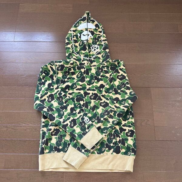 A BATHING APE エイプヘッドカモ柄パーカー