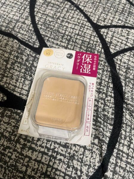 インテグレートグレイシィモイストパクトEXファンデーションレフィルオークル10