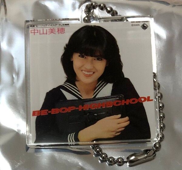 中山美穂 ジャケットアクリルキーホルダー