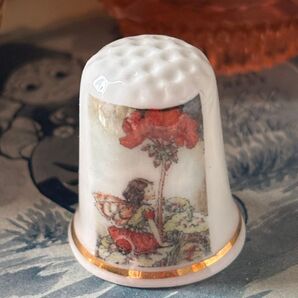 新品廃盤◆イギリスバーチクロフト社製シンブル指貫◆メアリーシシリーパーカー花の妖精