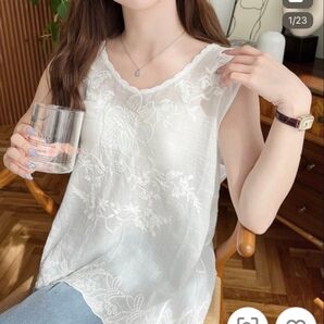 moment 【タグ付き】シャツ インド綿刺繍ノースリーブラウス M ホワイト