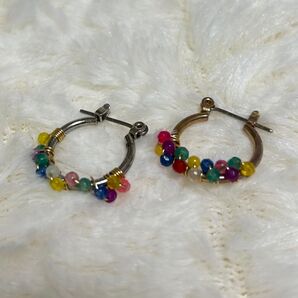 カラフルピアス 個性派アクセ おしゃれのアクセントに♪