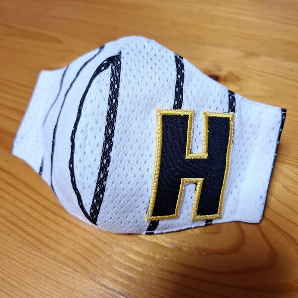 フェイスカバー ハンドメイド 甲子園 プロ野球 阪神タイガース 応援グッズ ファッション インナーマスクカバ ユニフォーム 619