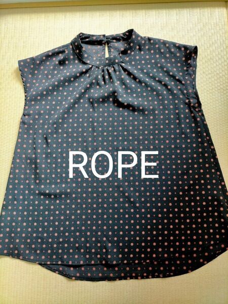 ノースリーブブラウス 花柄 ROPE