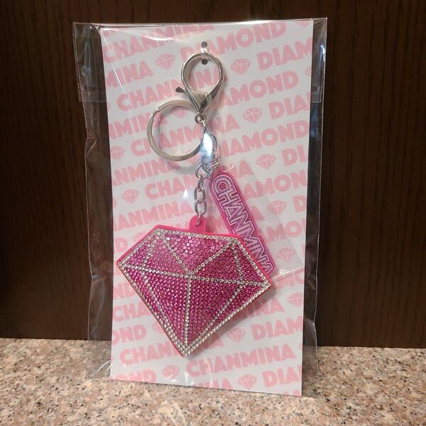 新品 ちゃんみな グッズ AREAOFDIAMOND3 kirakira diamond key holder キーホルダーピンク
