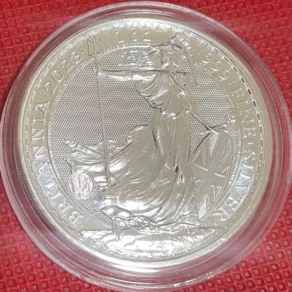 純銀31.1g★2023年 イギリス「ブリタニア 」★1オンス銀貨(新品)