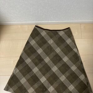 チェック柄スカート カーキ系 ベロア調