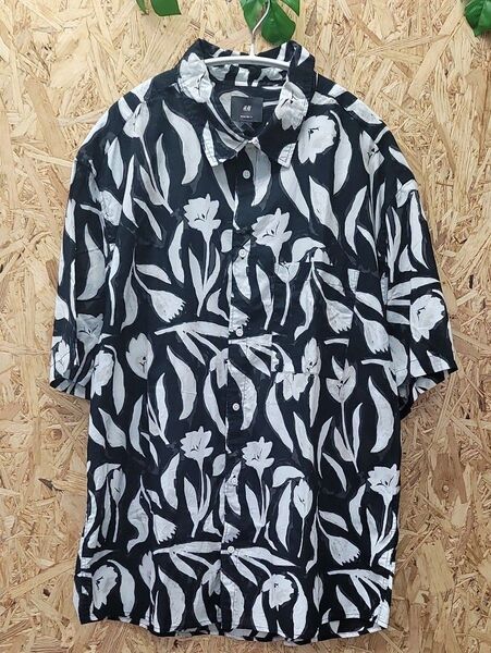 h&m メンズ半袖ボタニカルシャツ 半袖シャツ XL アロハシャツ 半袖シャツ ボタニカル柄 シャツ