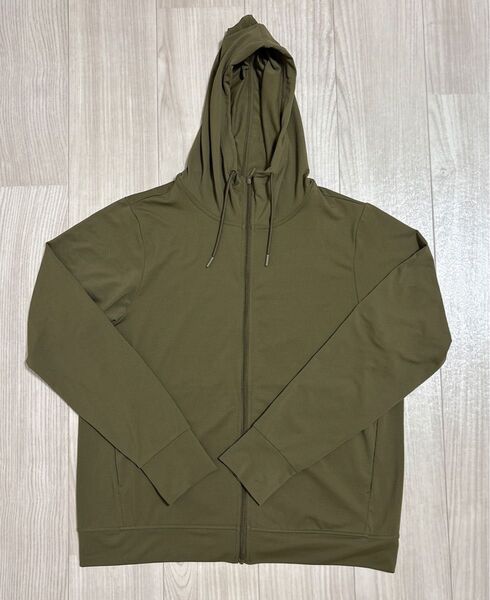 UNIQLO ユニクロ エアリズムUVカットフルジップパーカ オリーブ