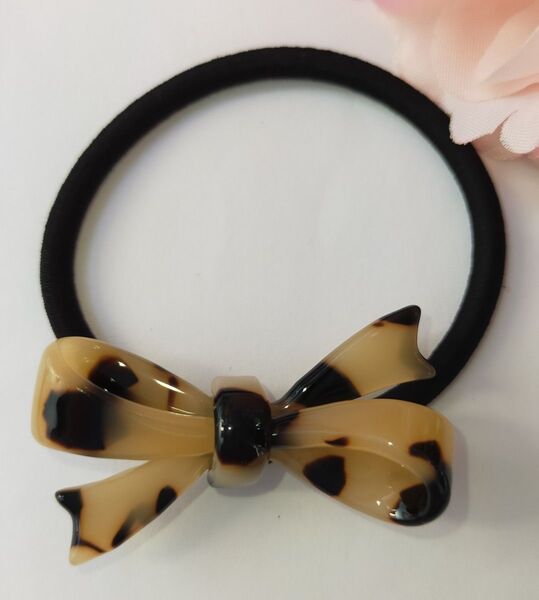 大人気 薄いべっ甲柄リボンヘアゴム アセテート アクセサリー 髪飾り 4.3cm/2.4cm NO.76
