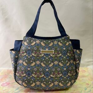 【美品】ウィリアムモリス いちご泥棒 チューリップバッグ navy ネイビーコットン サイドポケット付き