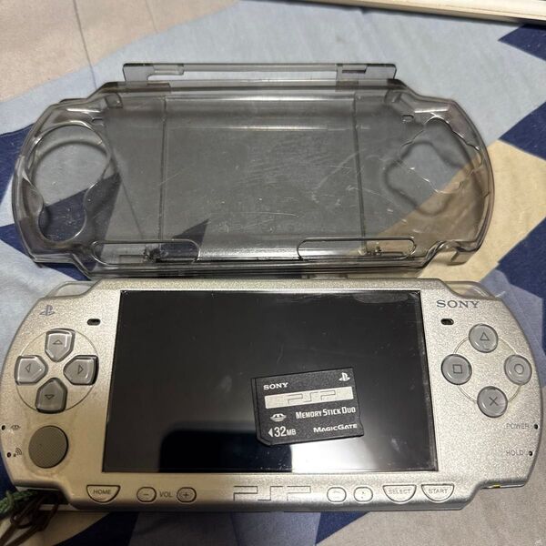 PSP2000 ジャンク品 透明な保護カバー付き