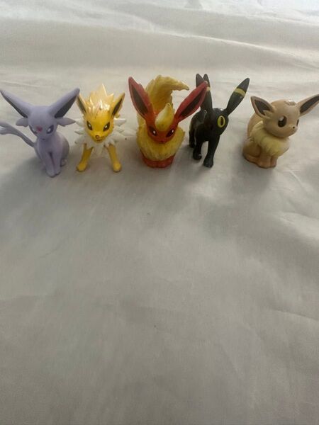 モンコレ イーブイ ブイズ TOMY コレクション モンスターコレクション ポケモン ポケットモンスター 当時物 フィギュア