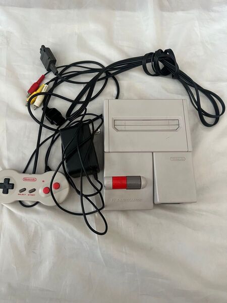 ニューファミコン HVC-101 任天堂 Nintendo コントローラー ファミコン FC ニンテンドー ファミリーコンピュータ
