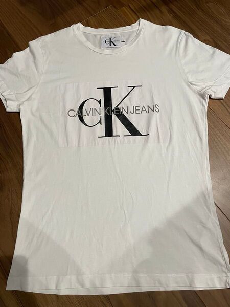 CALVIN KLEIN JEANS Tシャツ