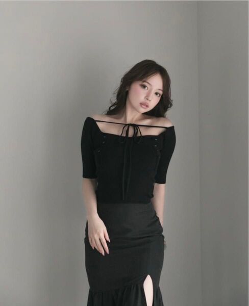 andmary sophia cropd tops / black アンドマリー