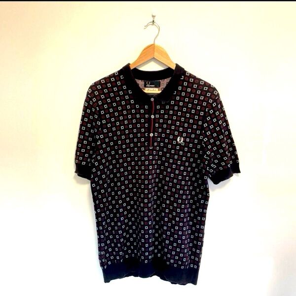 FRED PERRY Drake‘s コラボ ニットポロシャツ 裾リブ ネイビー K5237
