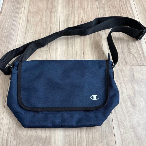 champion チャンピオン ショルダーバッグ