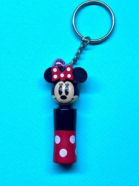 【美品】ミニーマウス 木製キーホルダー ディズニー