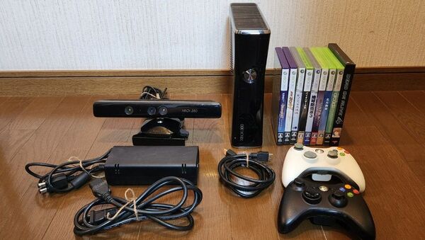 Xbox360S 本体 Kinect コントローラー2個 ソフト9本