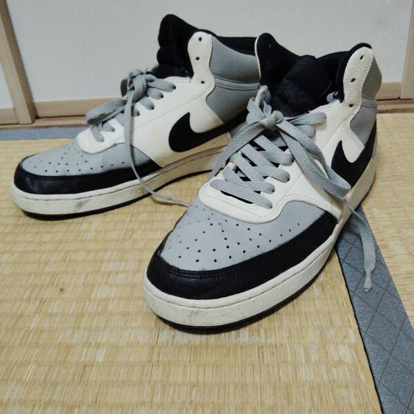 NIKE ナイキ スニーカー ホワイト US9