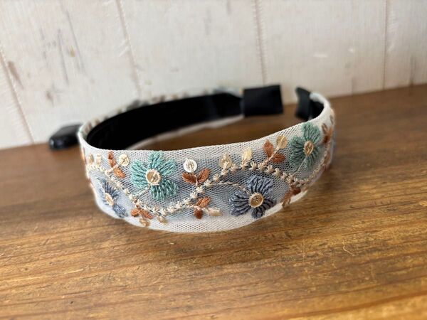 ハンドメイド インド刺繍リボン カチューシャ