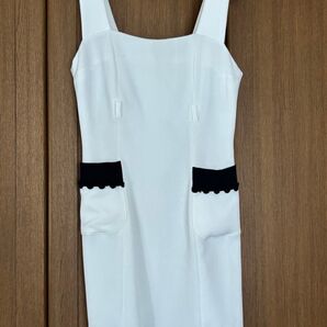 Sサイズ ノースリーブワンピース ミニワンピース 白系 タイト パーティー 日本製