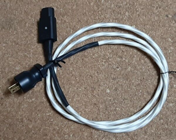 【中古美品】2ピン電源ケーブル(新品プラグ)【1.8m】ヤフオク高支持高評価sapl001さん自主製作【非メッキ・制振・帯電防止】
