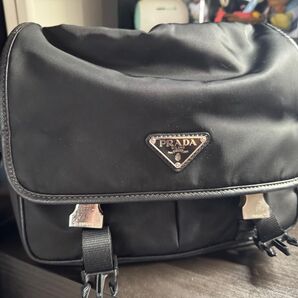 Prada プラダ メッセンジャーバッグショルダーバッグ メンズ スモール