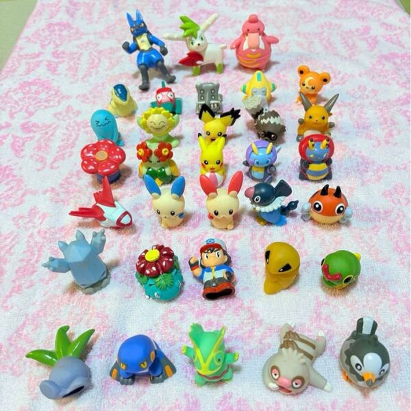 ポケモンキッズ 30体 大きいルカリオ シェイミ ベロベルト 指人形 フィギュア