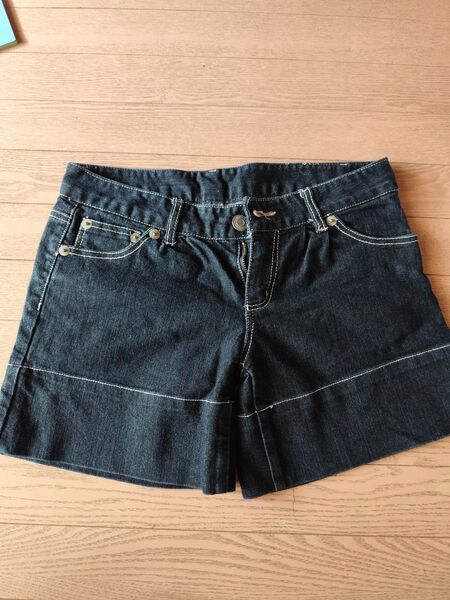 デニムショートパンツ ハートワンポイント