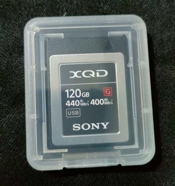 【極美品】ソニー SONY Gシリーズ XQDカード 120GB QD-G120F 使用数回 匿名配送送料無料 ケース付き
