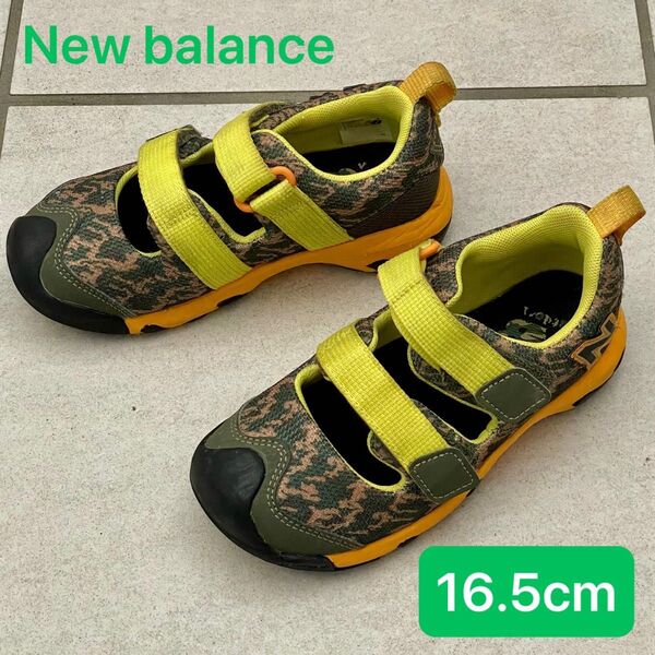 New balance キッズ サンダル 16.5cm カーキカモフラ柄 つま先保護 水遊び 水陸両用 ウォーターシューズ