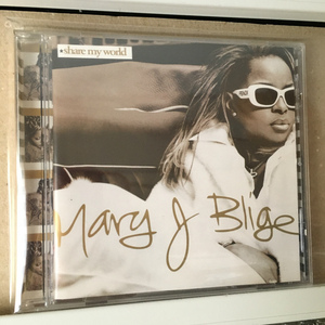 Mary J. Blige「share my world」 ＊坂本九「Sukiyaki」を引用したHit Single「everything」、「love is all we need」他、収録　＊輸入盤