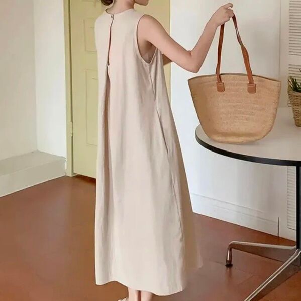 レディース ワンピース ロング ノースリーブ 体型カバー M ミルキーホワイト